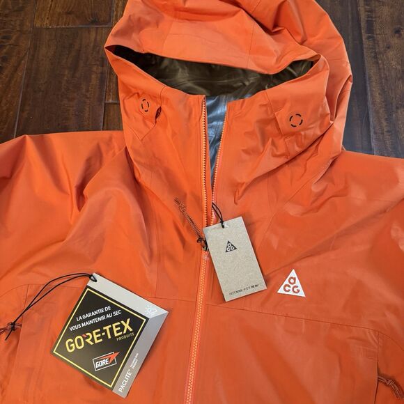 Nike ACG GORE-TEX Storm-FIT ADV 'Chain of Craters' Jacket - Picture 2 of 10